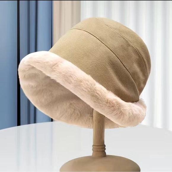 BRAND NEW Winter Thermal Bucket/Fisherman Warmer Hat with Faux Fur - - Picture 10 of 10